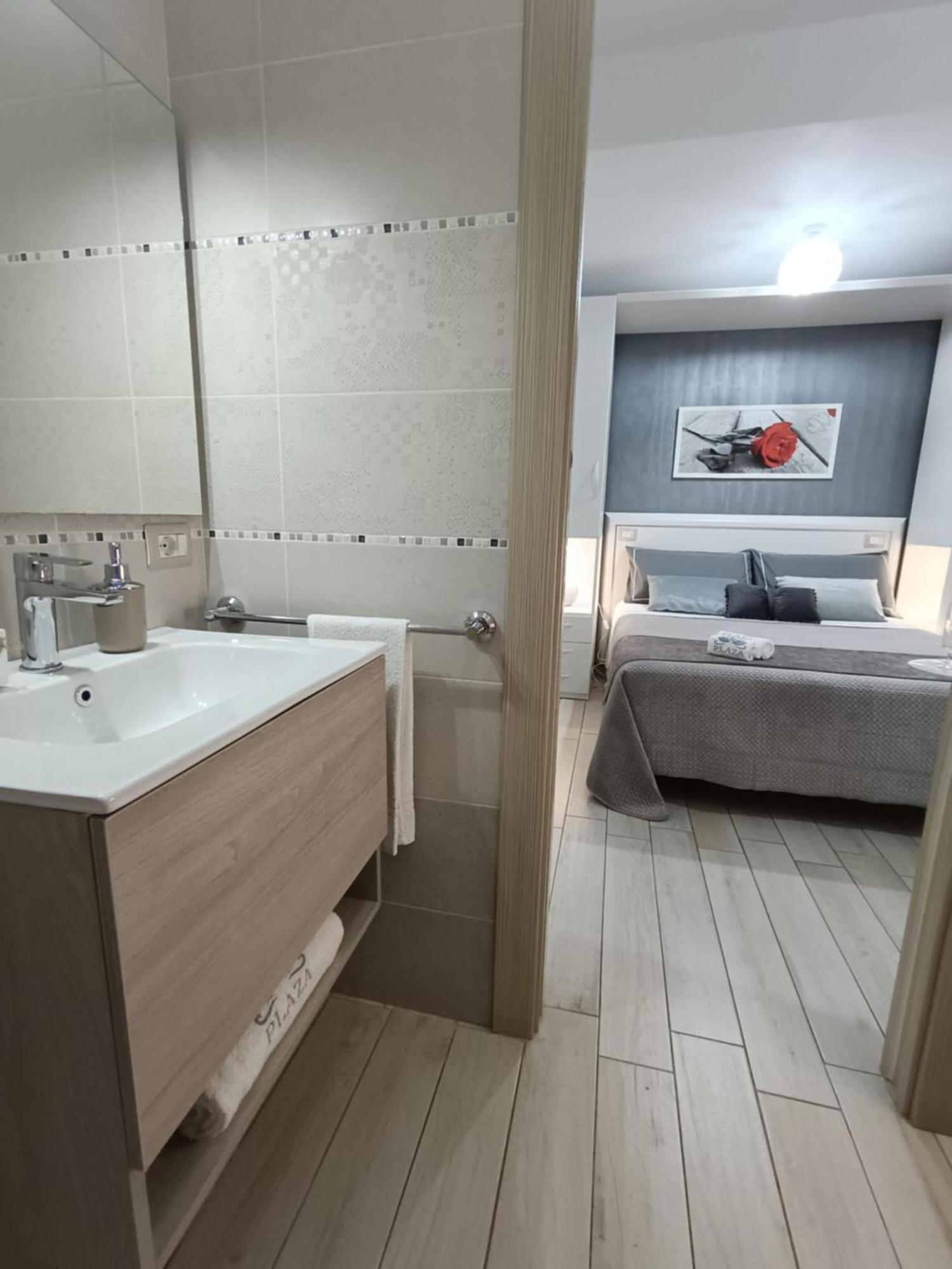 B&B Plaza LMP Eksteriør billede